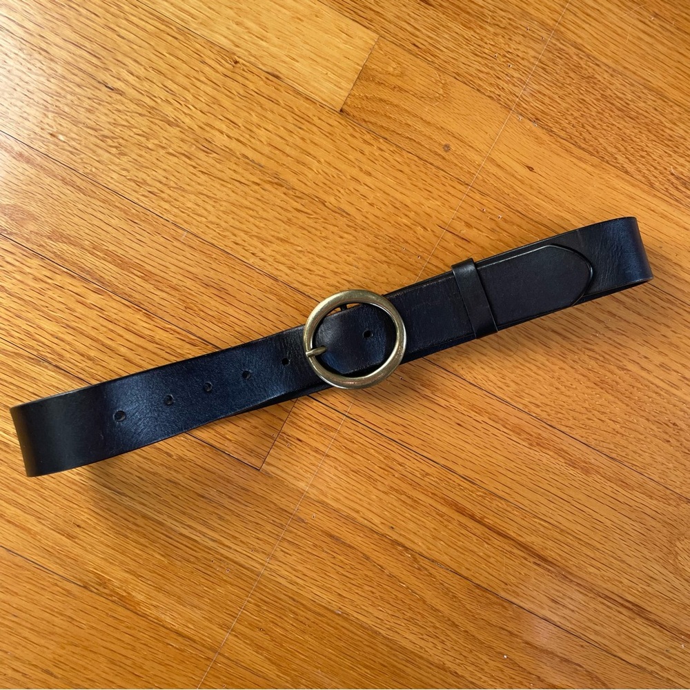 Auxiliary leather belt